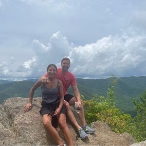 Meet your Posher, Theresita